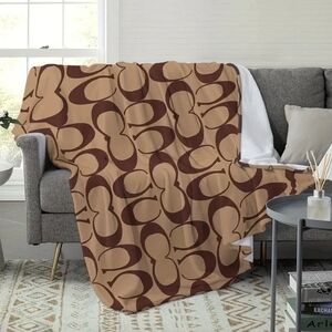 Blanket- 2-tone brown super soft fleece polyester tribute to Coach designer NWT